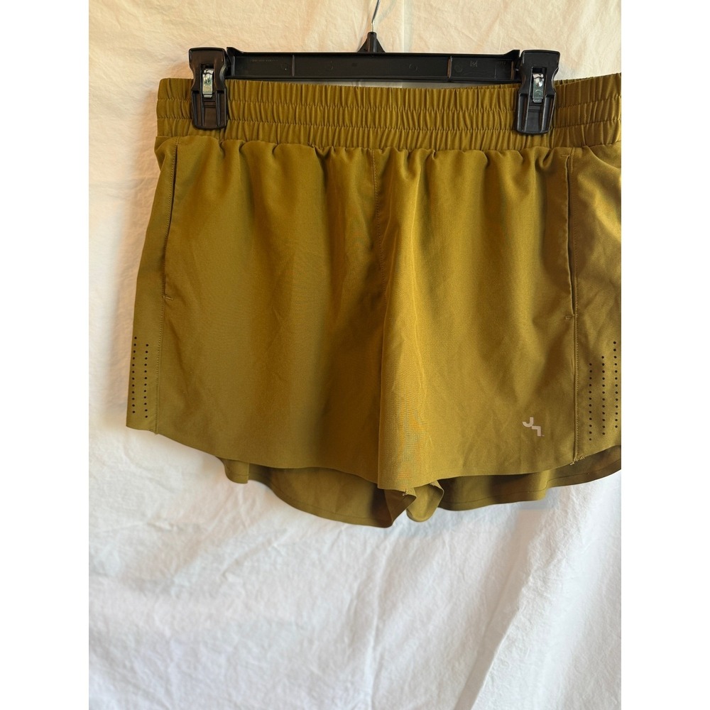JoyLab Mens Mustard Yellow Athletic Running Shorts Medium Lined Pockets Gym